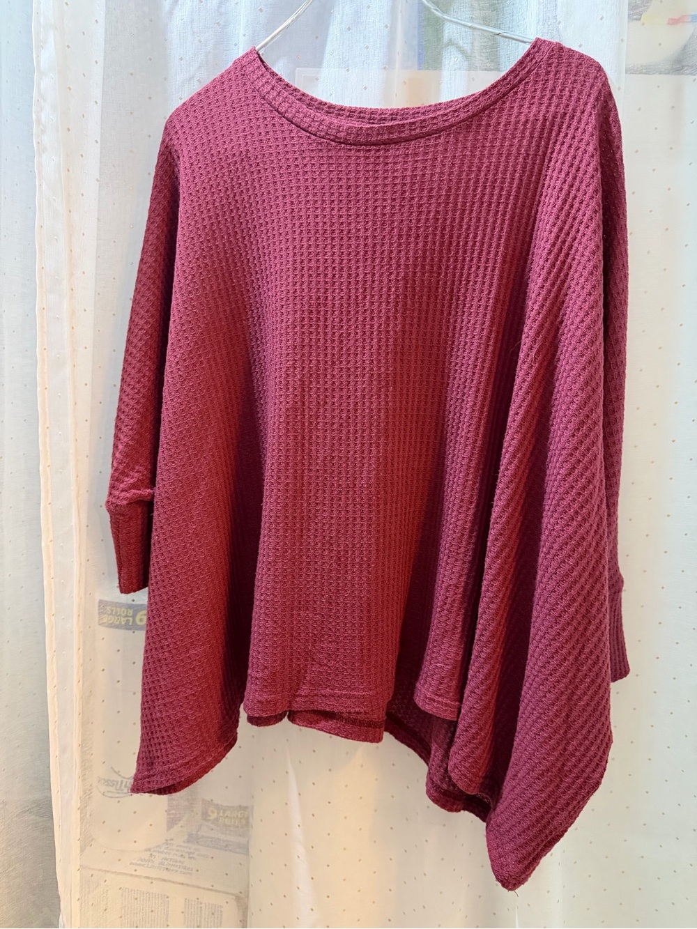 LA MIEL Waffle-Knit Scoop Neck Pullover - Burgundy